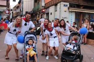 Desfile inaugural de Peñas - Toro enmaromado 2022 - Peña Popeye